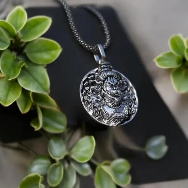HANUMANJI__LOKET_WITH_CHAIN_|_Free_Size_|_Free_COD_Available