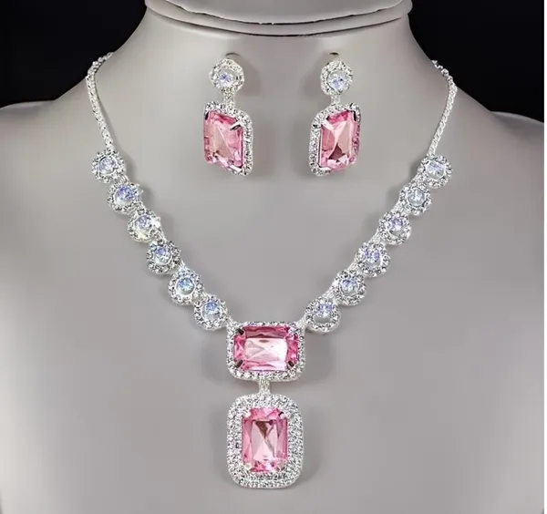 Diva_Chunky_Jewellery_Sets_|_NEW_WOMEN_JEWELLERY_SET_WITH_EARRING