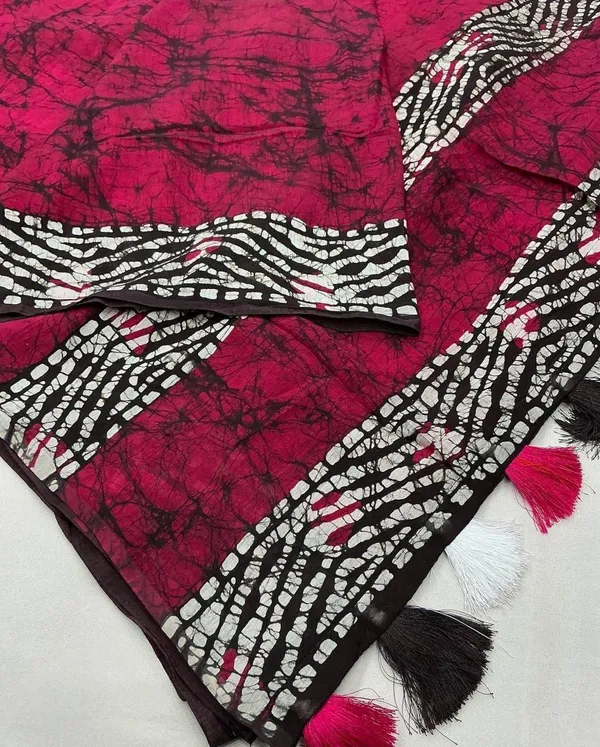 Pink_Premium_Linen_Saree_For_Women