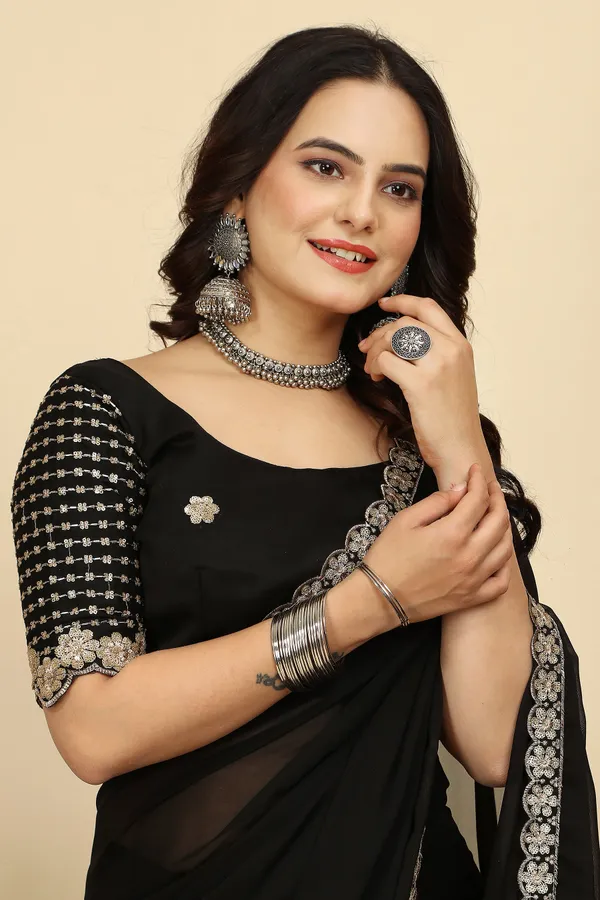 Black_Chiffon_Saree_With_Blouse_Piece_For_Women