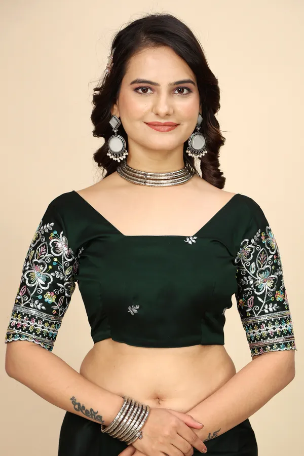 Green_Chiffon_Saree_With_Blouse_For_Women
