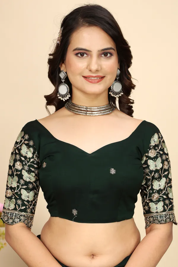 Green_Chiffon_Saree_With_Blouse_For_Women