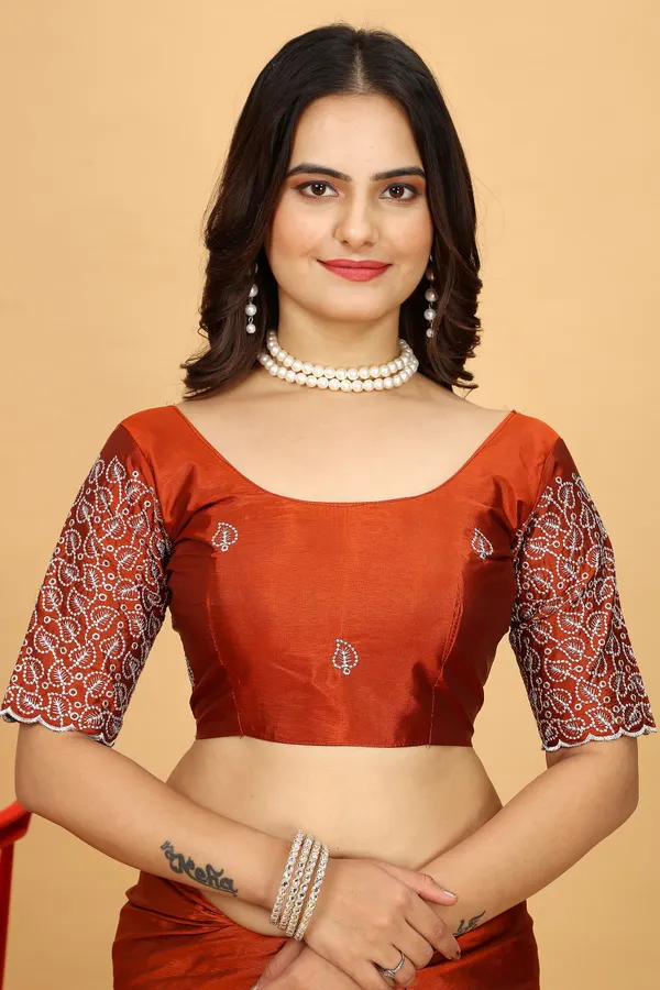 Red_Silk_Saree_With_Blouse_Piece_For_Women