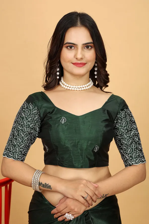 Navy_Blue_Silk_Saree_With_Blouse_Piece_For_Women