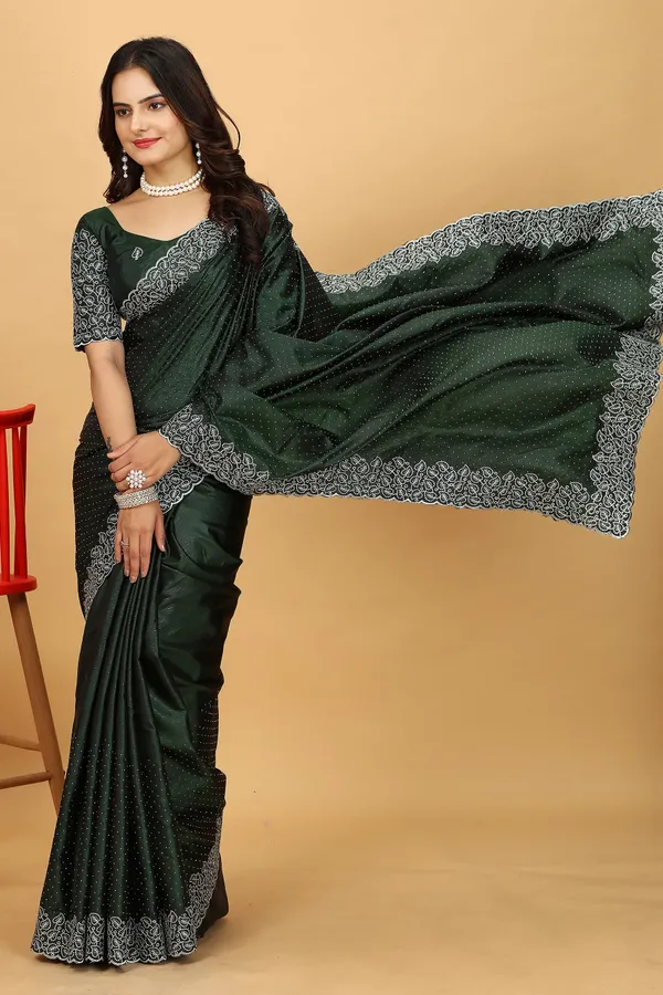 Green_Silk_Saree_With_Blouse_Piece_For_Women