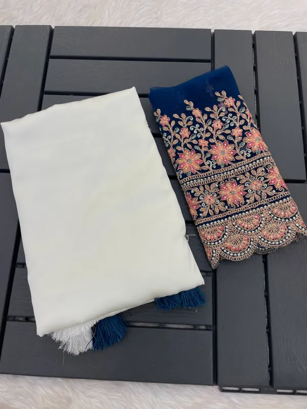 Navy_Blue_Chiffon_Saree_With_Blouse_For_Women