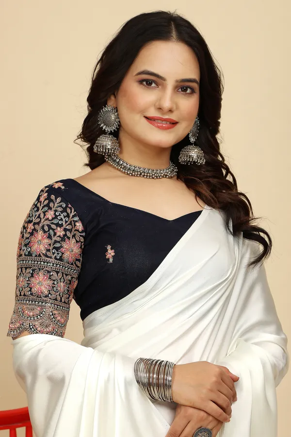 Black_Chiffon_Saree_With_Blouse_For_Women