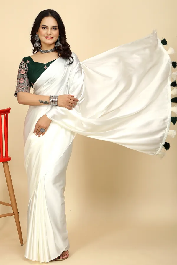 Green_Chiffon_Saree_With_Blouse_For_Women