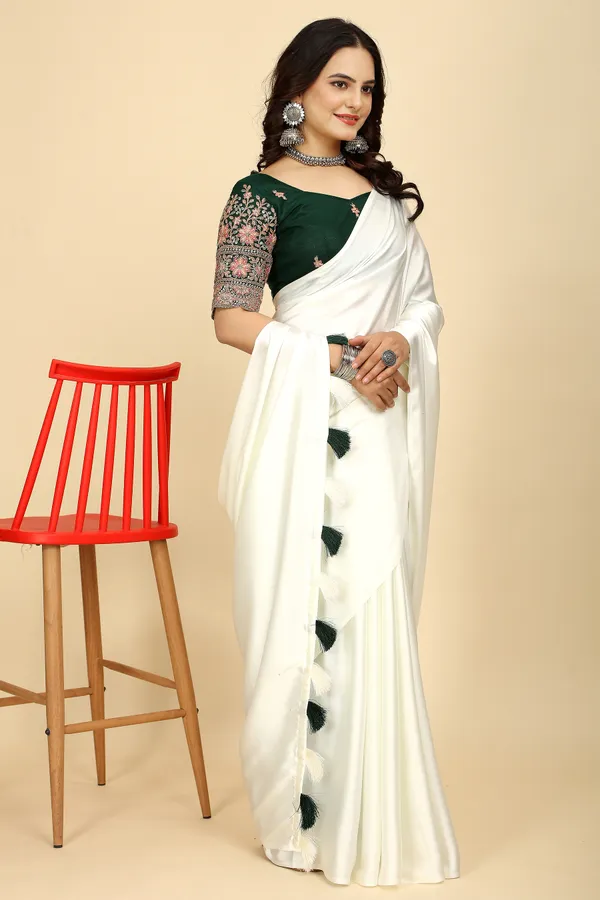 Green_Chiffon_Saree_With_Blouse_For_Women
