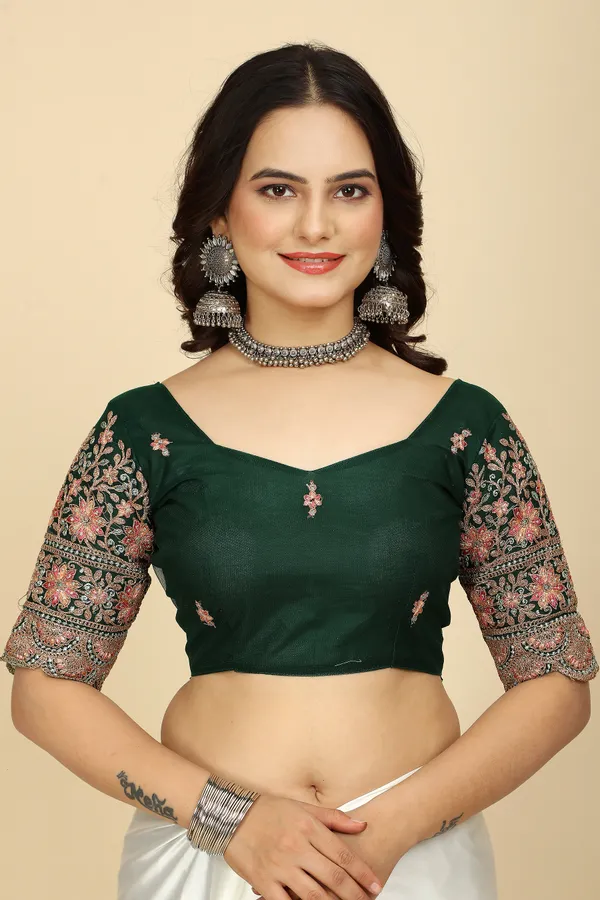 Green_Chiffon_Saree_With_Blouse_For_Women
