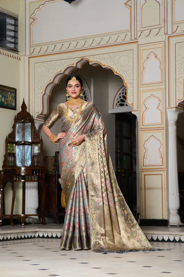 Grey_Banarasi_Organza_Saree_With_Tassels_Blouse_For_Women