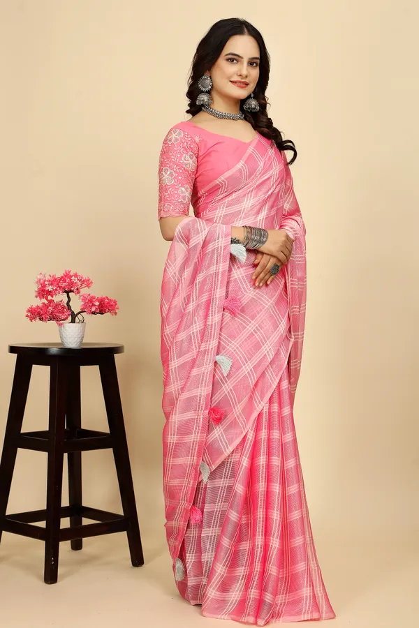 Pink_Chiffon_Saree_With_Blouse_For_Women