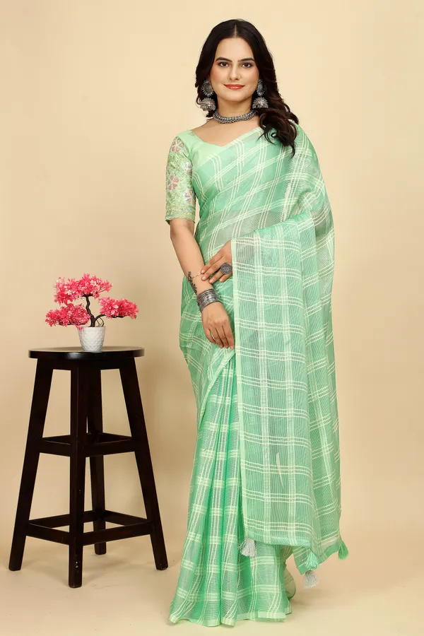 Green_Chiffon_Saree_With_Blouse_For_Women