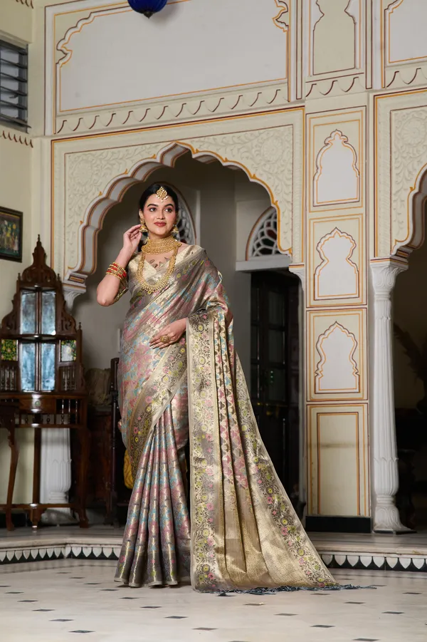 Grey_Banarasi_Organza_Saree_With_Tassels_Blouse_For_Women