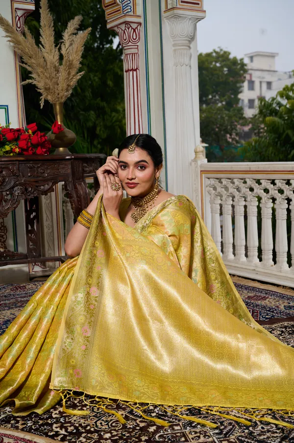 Yellow_Banarasi_Organza_Saree_With_Tassels_Blouse_For_Women