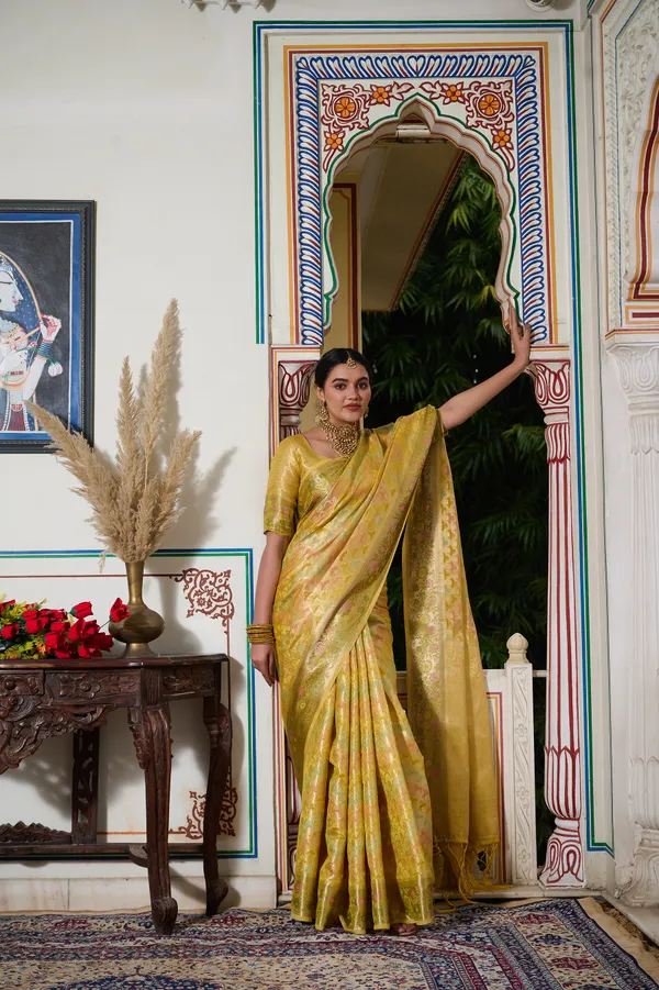 Yellow_Banarasi_Organza_Saree_With_Tassels_Blouse_For_Women