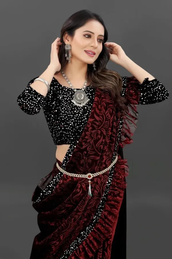 Red_Lycra_Blend_Self_Design_Bollywood_Saree_For_Women
