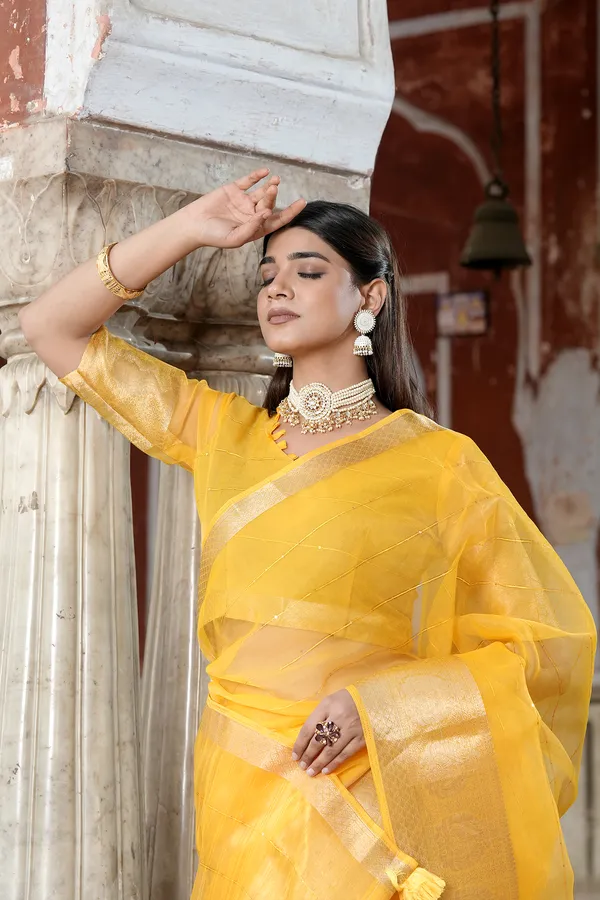 Yellow_Organza_Woven_Bollywood_Saree_For_Women