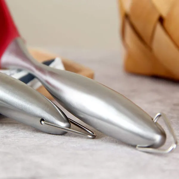 Red_&_Black_Silicone_Solid_Spoon_with_Stainless_Steel_Handle