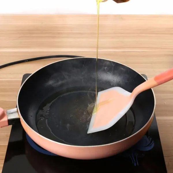 Heat_Resistant_Silicone_Wiper_Spatula_For_Cooking