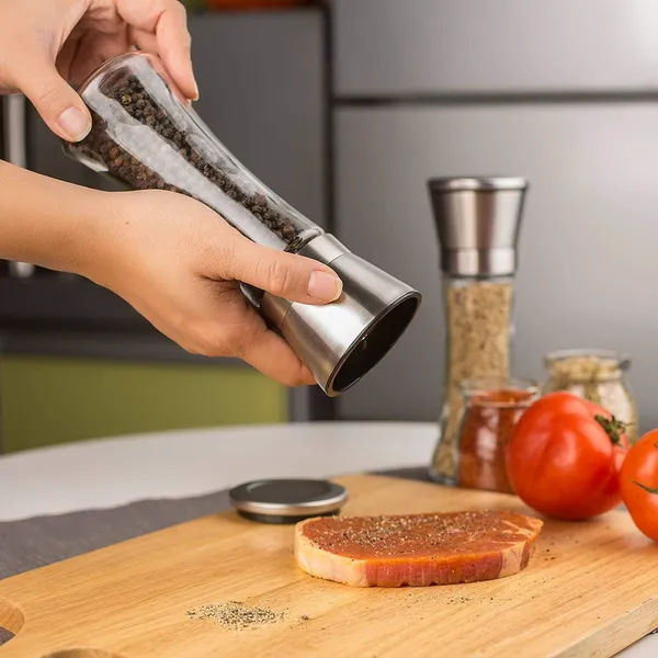 2_Piece_Small_And_Big_Black_Pepper_Mill_Grinder_Shaker