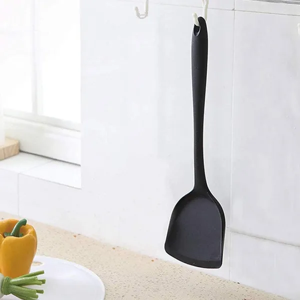 Silicone_Flexible_Wok_Spatula_for_Cookware_(Black)