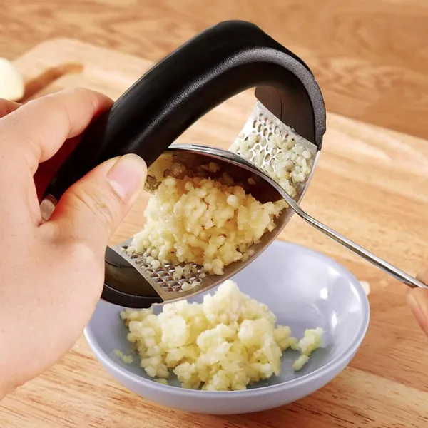 Stainless_Steel_Ginger_Garlic_Crusher_Tool