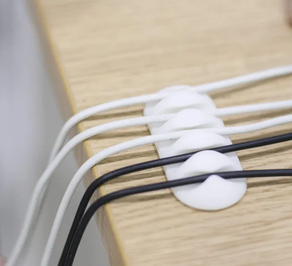 2_Piece_Wire_Organizer_Cable_Clips_(White)