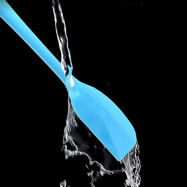 Blue_Flexible_Rubber_Stirring_and_moving_food__Spatula