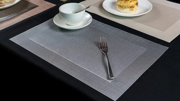 8_Pcs_Woven_Vinyl_Washable_Placemats_(Silver)