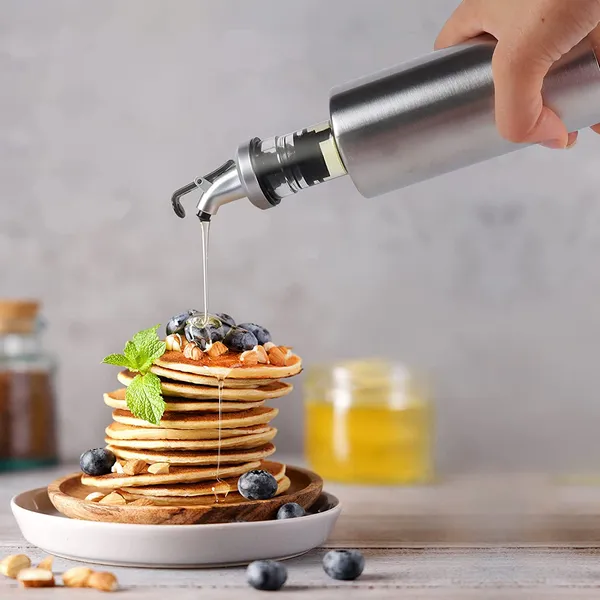 2_Pcs_Glass_Oil_And_Vinegar_Dispenser_With_Steel_Cover_Bottle