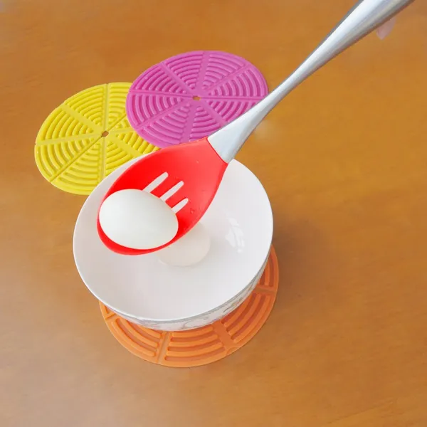 Red_Silicone_Slotted_Spoon_Cooking_With_Stirring_Mixing_Set