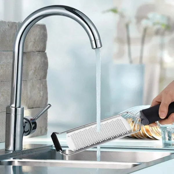Stainless_Steel_Cheese_Grater_Lemon_Zester_(Black)
