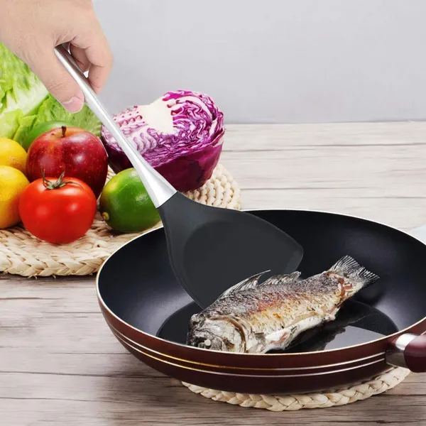 Black_Silicone_Spatula_Turner_with_Stainless_Steel_Handle