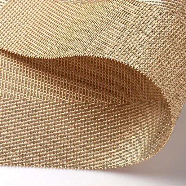 8_Pcs_Woven_Vinyl_Washable_Placemats_(Gold)