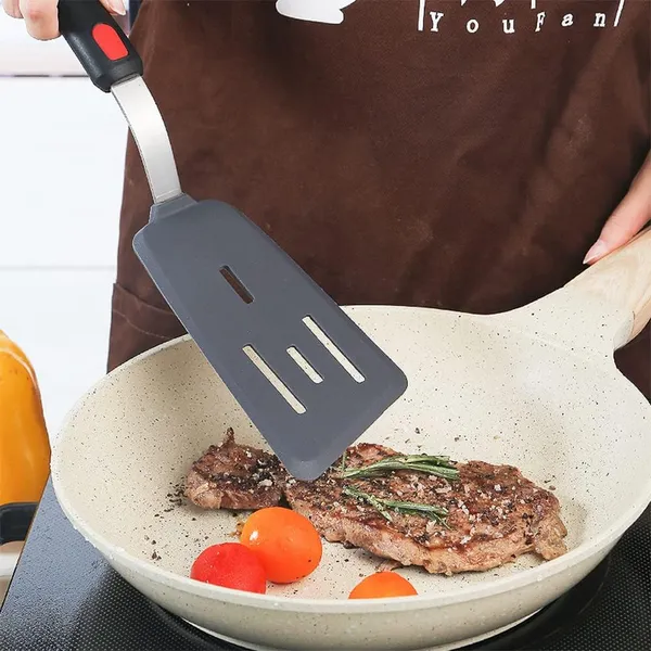 Silicone_Turner_for_Heat_Resistant_Kitchen_Spatula_Ideal