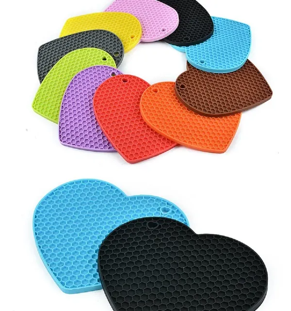 4_Piece_Non-Slip_Silicone_Trivet_Mats_(Black)