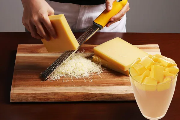 Stainless_Steel_Cheese_Grater_Lemon_Zester_(Red)