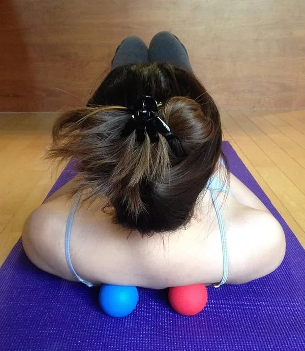 Rubber_Full_Body_Massage_Ball_for_High_Density_Acupressure