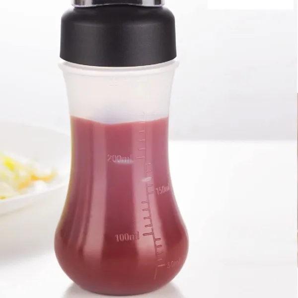 Plastic_Ketchup_Bottle_Container_(Black)