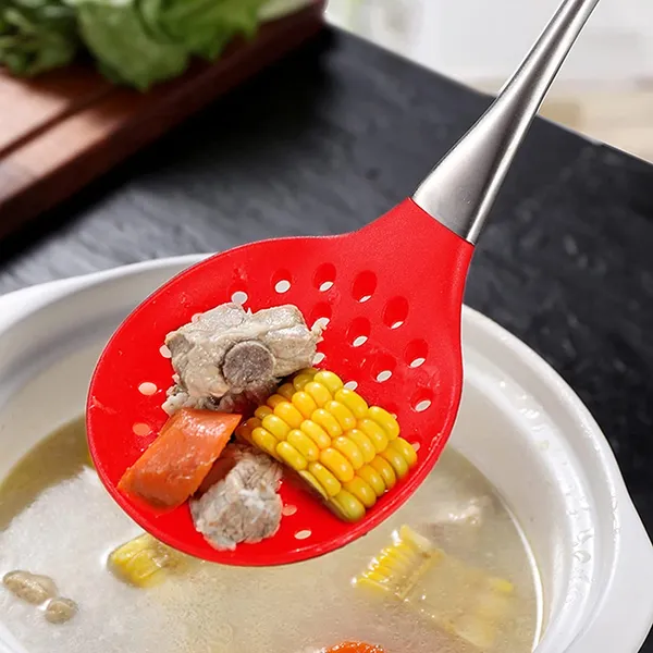 Skimmer_Spoon_Kitchen_Silicone_Cooking_Utensils_(RED_&_BLACK)