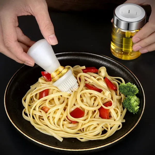 2_in_1_Oil_Dispenser_with_Brush_Glass_Olive_Oil_Storage_Bottles