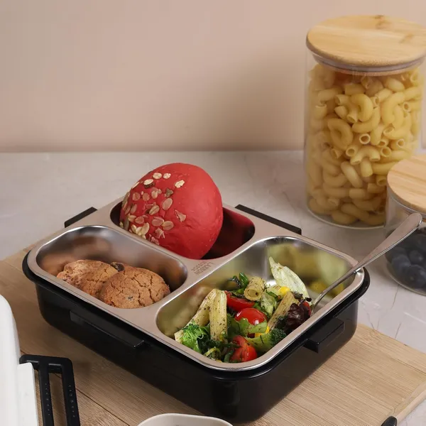 Panda_Lunch_Box_for_Kids_�??_Cute_Bento_Box_with_3_Compartments