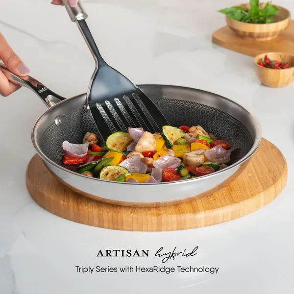 Artisan_Hybrid_1.3_L,_20_cm_Triply_Frying_Pan_with_Lid_|_Induction_&_Gas_Stove_Compatible_|_Honeycomb_Non_Stick_Fry_Pan,_Metal_Spoon_Friendly
