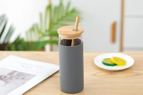 Glass_sipper_with_silicon_grip_and_bamboo_wooden_lid_with_bamboo_straw_pack_of_1