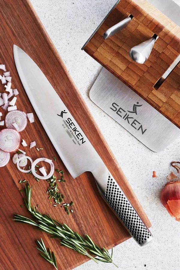 Seiken_G-2-8_inch,_20cm_Chef's_Knife