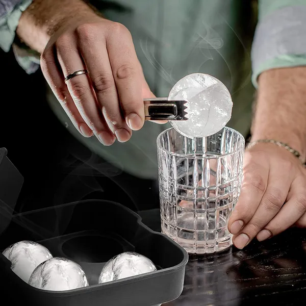 Silicone_Bpa_Free_Fda_Approved_Reusable_Flexible_Ice_Ball_Tray_Of_4_Round_Spheres_For_Adult_Pack_Of_1