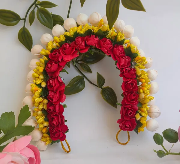 Red_&_Yellow_Artificial_Flower_Hair_Gajra_For_Women