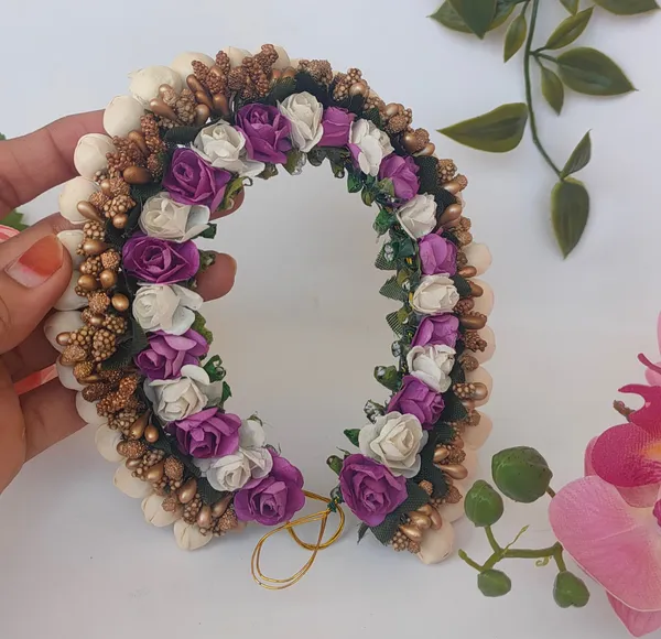 Purple_&_White_Artificial_Flower_Hair_Gajra