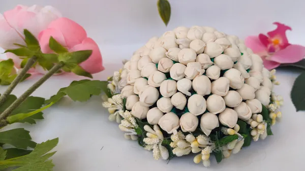 White_Artificial_Flower_Hair_Juda_|_For_Women_Hair_Styling